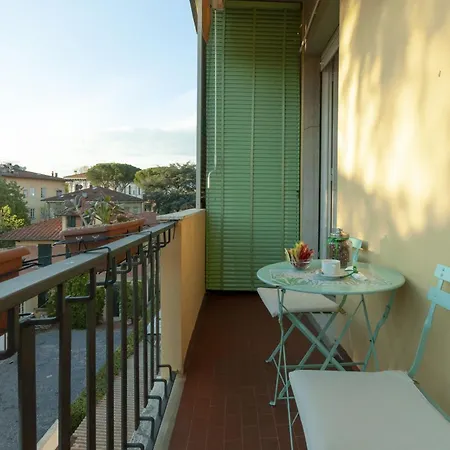 Cento Passi Dalle Mura Bed & Breakfast Lucca